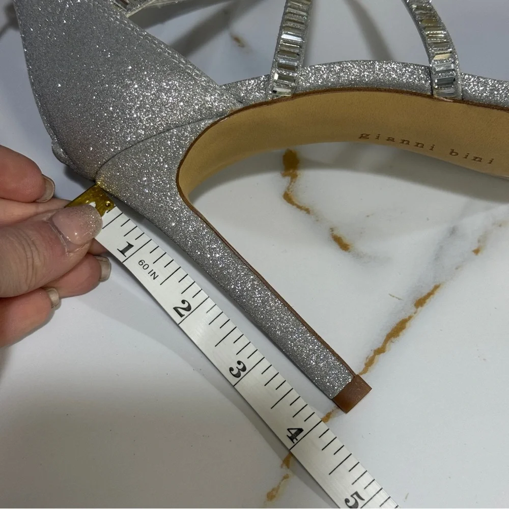 Gianni Bini Shawn Rhinestone Sparkly Elegant Silver Strappy Heels Size 8.5 NEW
